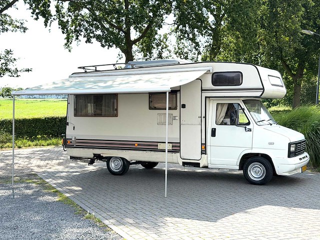 Peugeot 280l kampeerwagen bürstner camper 64-vp-nr - afbeelding 17 van  18