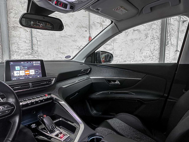 Peugeot 3008 1.2 puretech allure 131pk 2019, g-246-kz - afbeelding 17 van  43