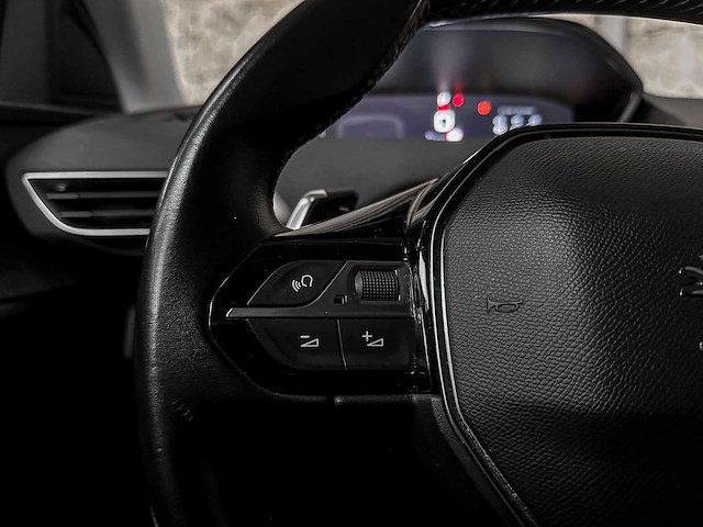 Peugeot 3008 1.2 puretech allure 131pk 2019, g-246-kz - afbeelding 18 van  43