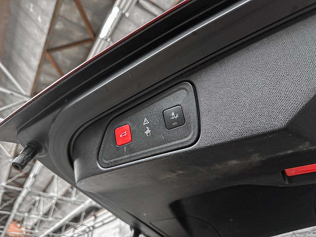 Peugeot 3008 1.2 puretech allure 131pk 2019, g-246-kz - afbeelding 24 van  36