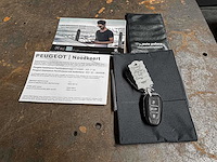 Peugeot 3008 1.2 puretech allure 131pk 2019, g-246-kz - afbeelding 31 van  36