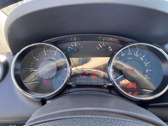 Peugeot 3008 1.2 puretech allure, 2016 - afbeelding 6 van  35