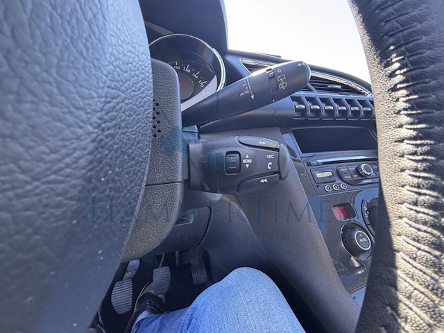 Peugeot 3008 1.2 puretech allure, 2016 - afbeelding 15 van  35