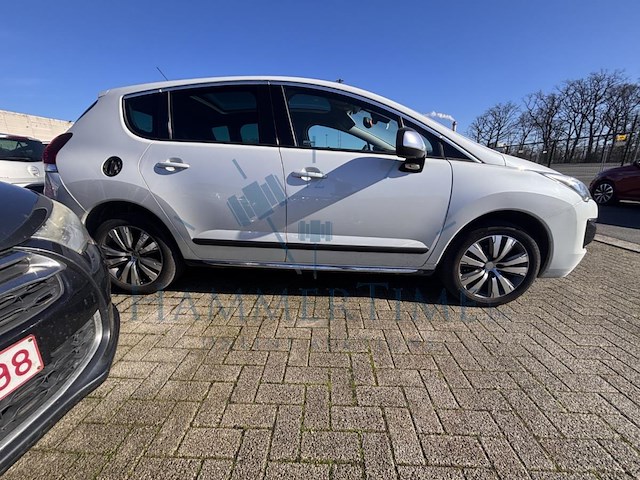 Peugeot 3008 1.2 puretech allure, 2016 - afbeelding 30 van  35