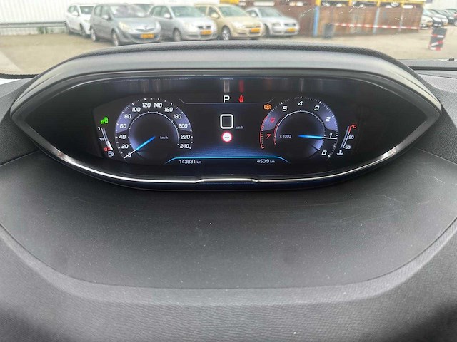 Peugeot 3008 1.2 puretech allure* g-808-dp - afbeelding 10 van  12