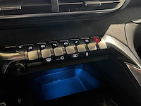 Peugeot 3008 1.2 puretech gt line, nh-685-b - afbeelding 24 van  24