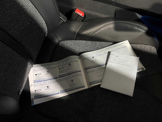 Peugeot 3008 1.2 puretech gt line, tn-843-s - afbeelding 9 van  12