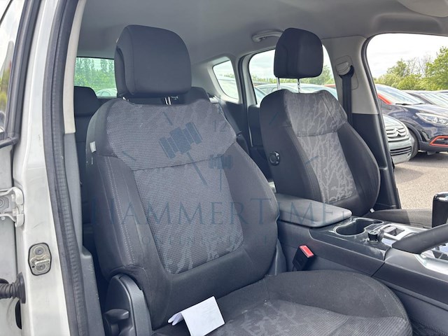 Peugeot 3008 1.6 hdi premium fap bmp 112 at, 2011 - afbeelding 17 van  30