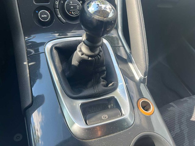 Peugeot 3008 1.6 thp gt , 33-ldn-1 - afbeelding 23 van  27