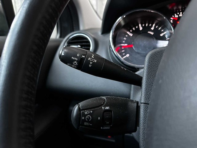 Peugeot 3008 1.6 thp st 156pk 2011 (origineel-nl), 09-ptj-7 - afbeelding 12 van  35