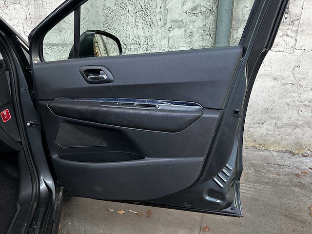 Peugeot 3008 1.6 thp st 156pk 2011 (origineel-nl), 09-ptj-7 - afbeelding 26 van  35