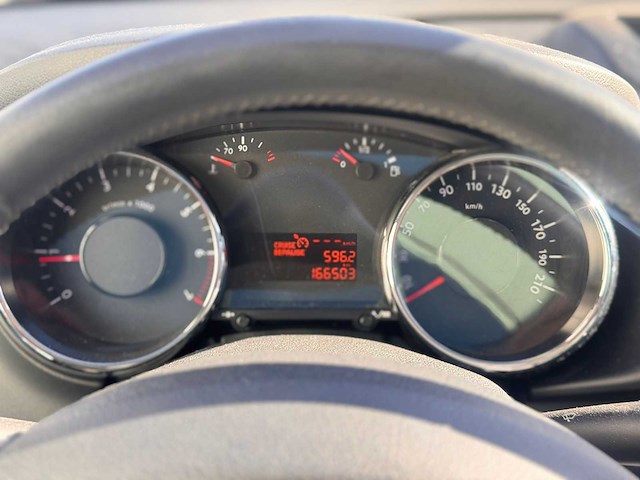 Peugeot 3008 1.6 turbo st, 19-rfl-2 - afbeelding 9 van  17