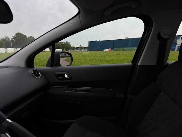 Peugeot 3008 1.6 turbo st, 46-rxd-5 - afbeelding 3 van  11