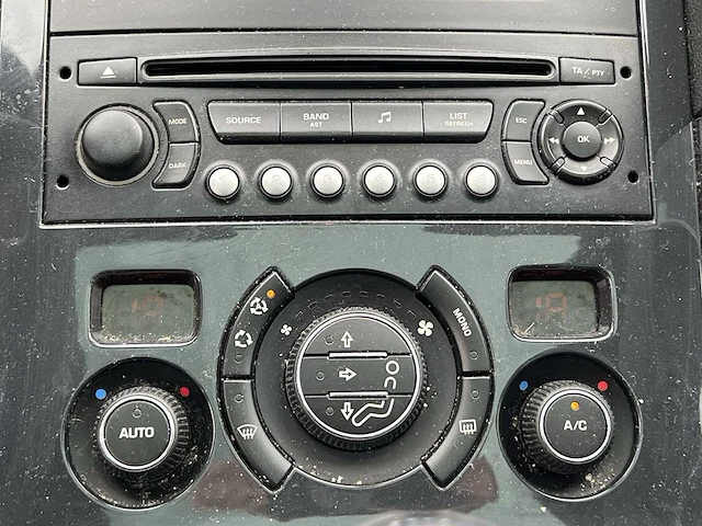 Peugeot 3008 1.6 vti première | 75-ljs-4 - afbeelding 12 van  26
