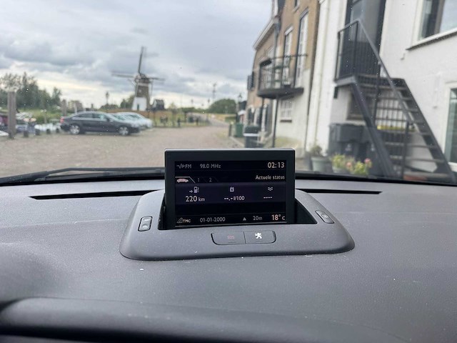 Peugeot 3008 1.6 vti st pano edition 49-pgt-8 - afbeelding 16 van  25