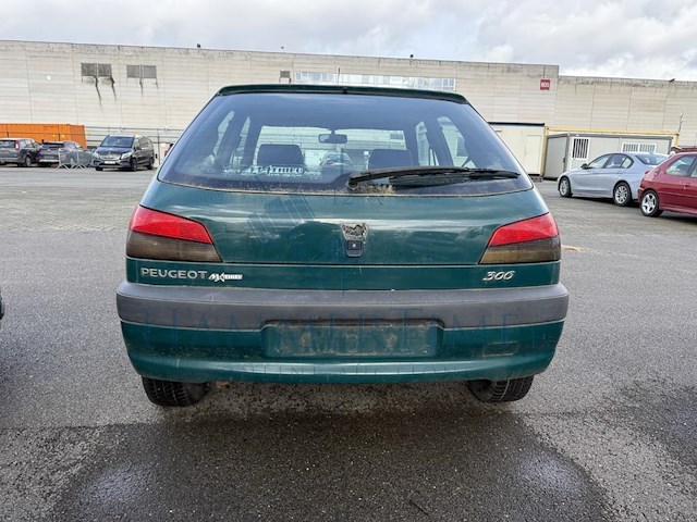 Peugeot 306, 1999 - afbeelding 27 van  31
