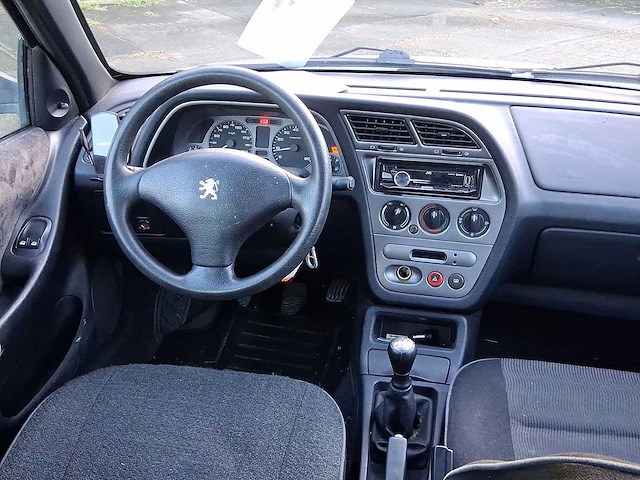 Peugeot 306 break 1.6 xr 2002 | 42-hx-dh - afbeelding 11 van  20