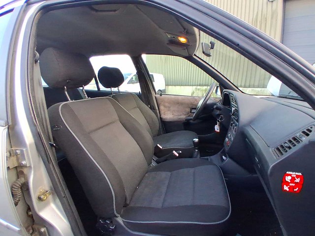 Peugeot 306 break 1.6 xr 2002 | 42-hx-dh - afbeelding 13 van  20