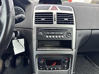 Peugeot 307 1.6-16v xs premium | 59-rd-ls - afbeelding 2 van  24