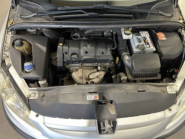 Peugeot 307 1.6-16v xt 60-jg-hd - afbeelding 11 van  20