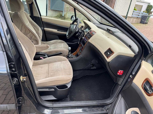 Peugeot 307 1.6-16v xt clima 78-jr-fn - afbeelding 13 van  16