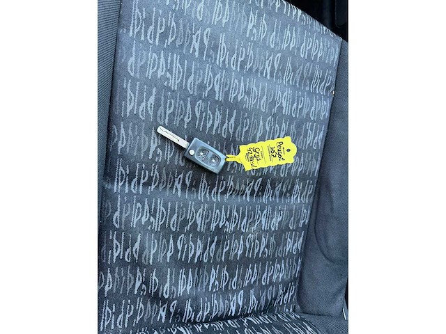 Peugeot 307 break 1.6-16v xs premium 2005 | 42-rv-vl iaw - afbeelding 15 van  23