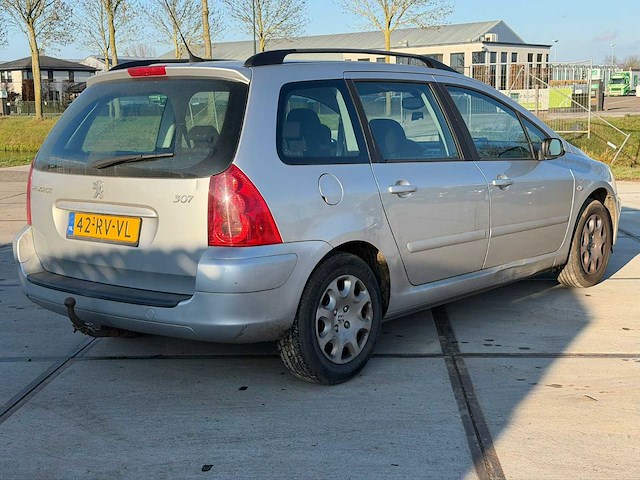 Peugeot 307 break 1.6-16v xs premium 2005 | 42-rv-vl - afbeelding 5 van  18
