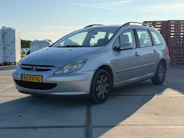 Peugeot 307 break 1.6-16v xs premium 2005 | 42-rv-vl - afbeelding 1 van  18