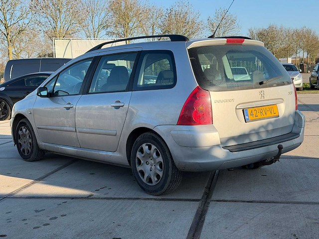 Peugeot 307 break 1.6-16v xs premium 2005 | 42-rv-vl - afbeelding 14 van  18