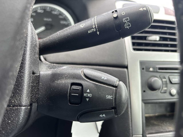 Peugeot 307 break 1.6-16v xs premium 2005 | 68-rx-hr - afbeelding 5 van  13