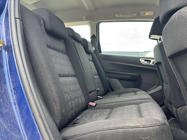 Peugeot 307 break 1.6-16v xs premium 2005 | 68-rx-hr - afbeelding 9 van  13