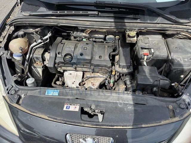 Peugeot 307 cc 1.6i 16v dynamique,2005 - afbeelding 18 van  30
