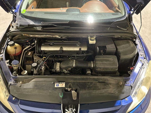 Peugeot 307 cc 2.0-16v 136pk 2005, 67-rg-xg - afbeelding 14 van  16