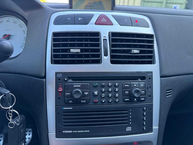 Peugeot 307 cc 2.0-16v 51-rv-fg - afbeelding 12 van  29