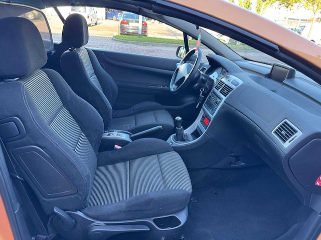 Peugeot 307 cc 2.0-16v 51-rv-fg - afbeelding 15 van  29