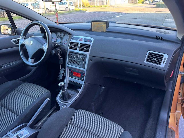Peugeot 307 cc 2.0-16v 51-rv-fg - afbeelding 6 van  29