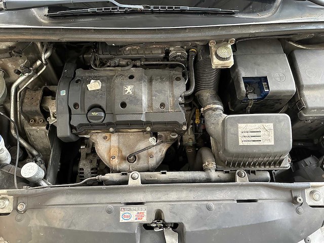 Peugeot 307 sw 1.6 16v 109pk 2003, 98-nl-hn - afbeelding 28 van  36