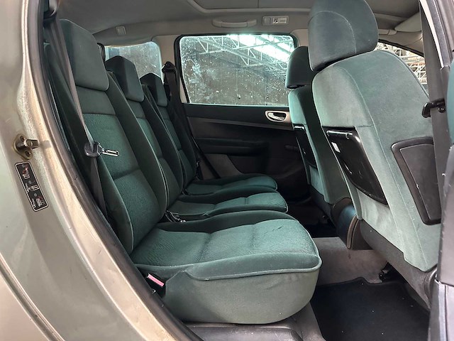 Peugeot 307 sw 1.6 16v 109pk 2003, 98-nl-hn - afbeelding 25 van  36