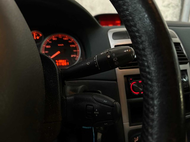 Peugeot 307 sw 1.6 16v 109pk 2003, 98-nl-hn - afbeelding 13 van  36