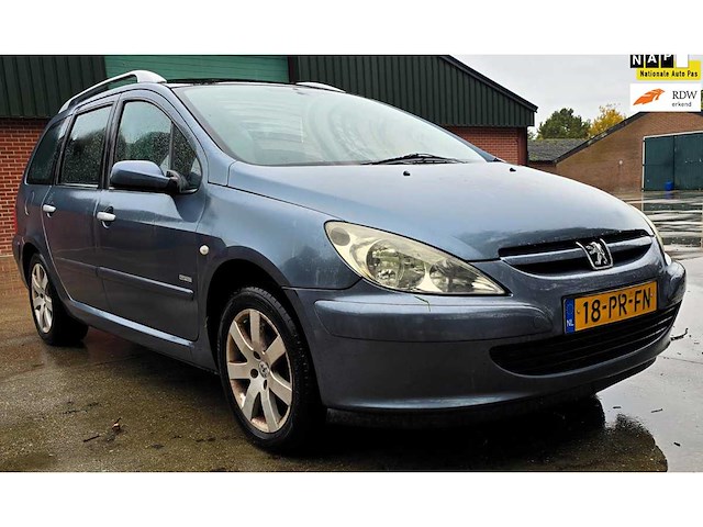 Peugeot 307 sw 1.6 16v navtech 2004 - afbeelding 14 van  20
