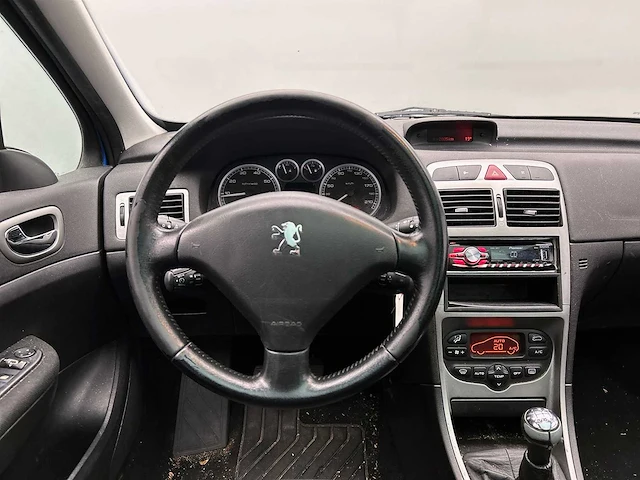 Peugeot 307 sw 2.0 16v pack 2004 | 07-nr-zf - afbeelding 14 van  48