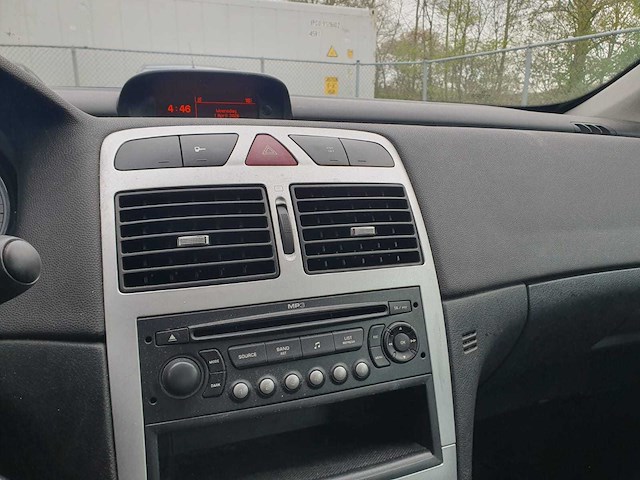 Peugeot 307 sw 2.0-16v premium, 36-tt-dh - afbeelding 6 van  9