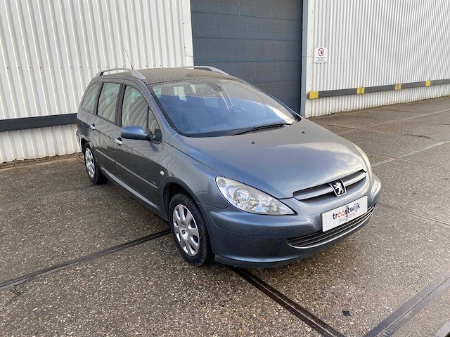 Peugeot 307 sw 2.0 hdi premium 8899 - afbeelding 2 van  18