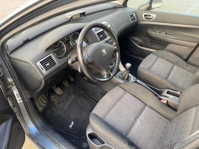 Peugeot 307 sw 2.0 hdi premium 8899 - afbeelding 15 van  18