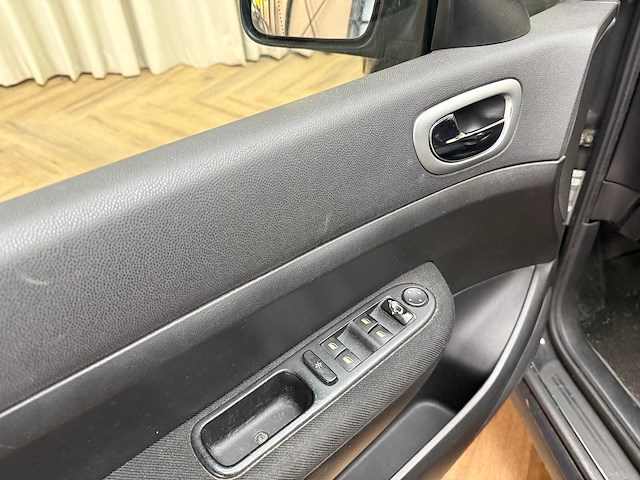 Peugeot 307 sw 2.0 hdif pack 2003 - afbeelding 3 van  14