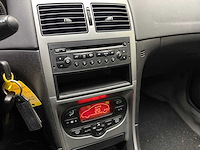 Peugeot 307 sw 2.0 hdif pack 2003 - afbeelding 8 van  14