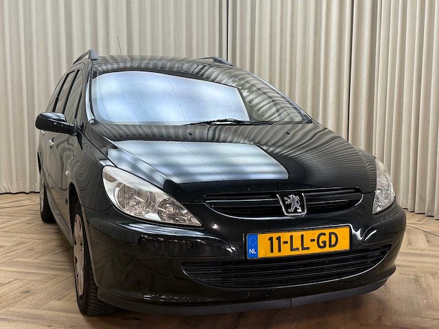 Peugeot 307 sw 2.0 hdif pack 2003 - afbeelding 11 van  14