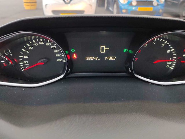 Peugeot 308 1.2 e-thp blue lease; 8-xlt-61 - afbeelding 2 van  13