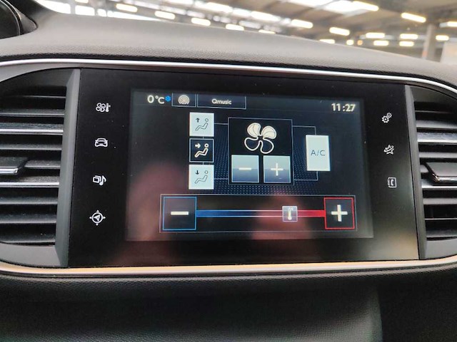 Peugeot 308 1.2 e-thp blue lease; 8-xlt-61 - afbeelding 4 van  13