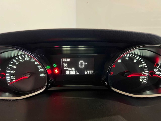 Peugeot 308 1.2 puret. blue lease executive, kh-151-z - afbeelding 2 van  15